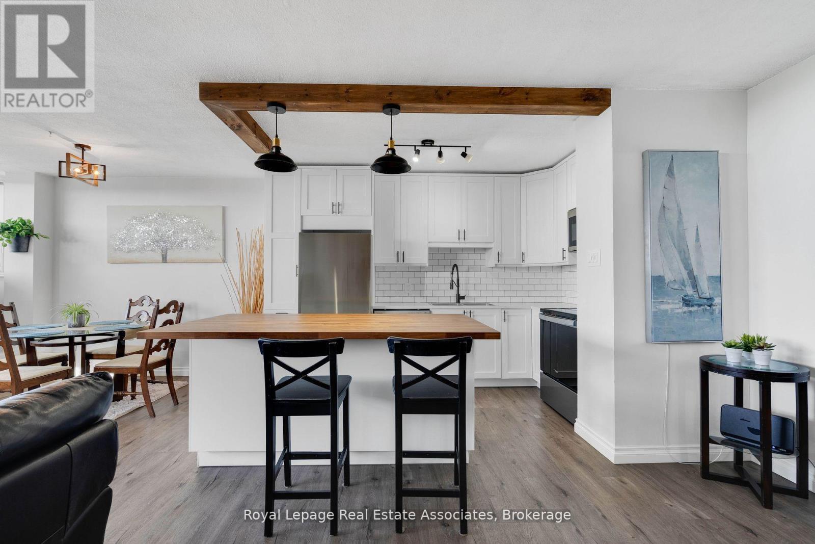 1204 - 215 Glenridge Avenue, St. Catharines, ON - Indoor Photo Showing Other Room