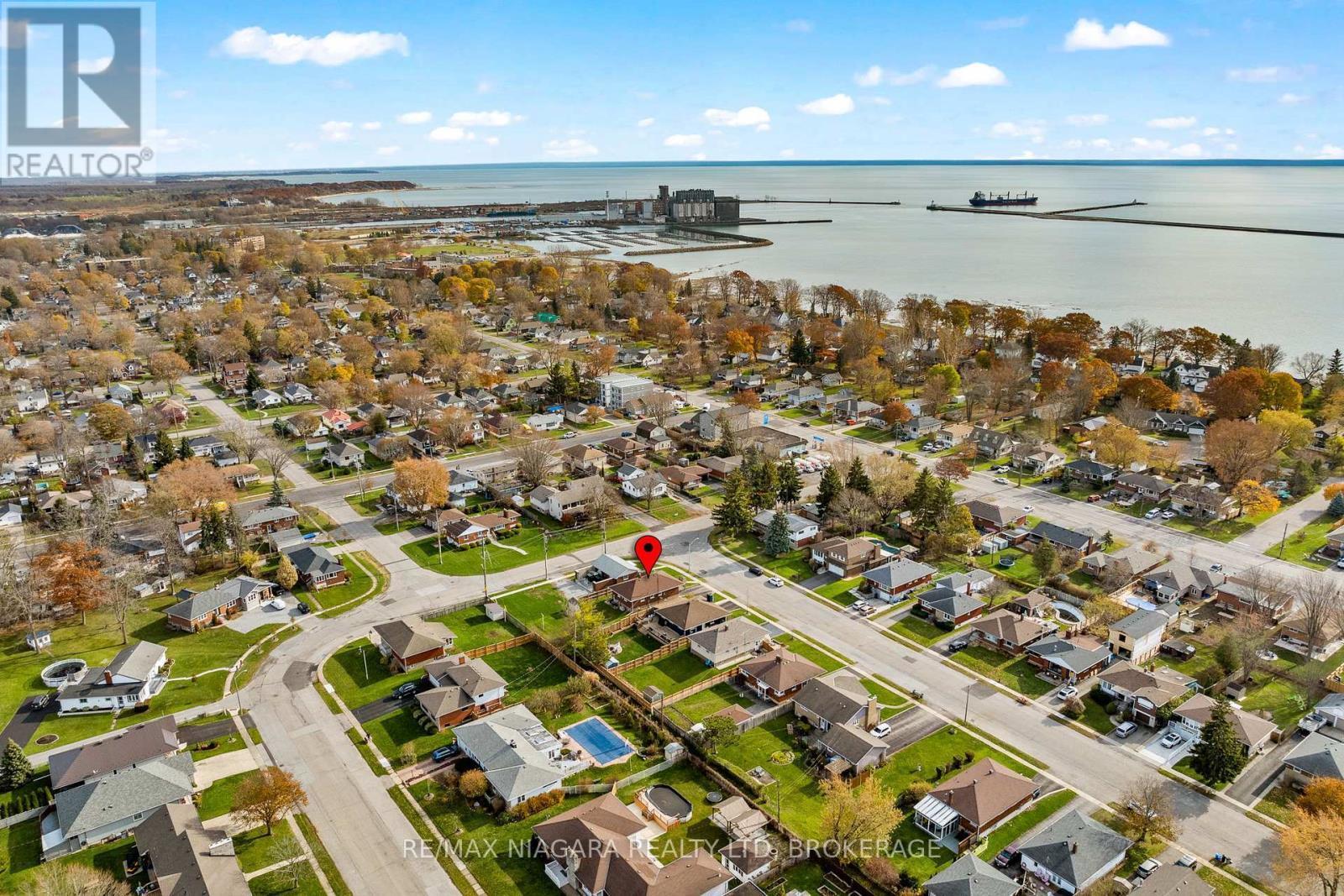 7 South Crescent, Port Colborne (Sugarloaf), ON - Outdoor With Body Of Water With View