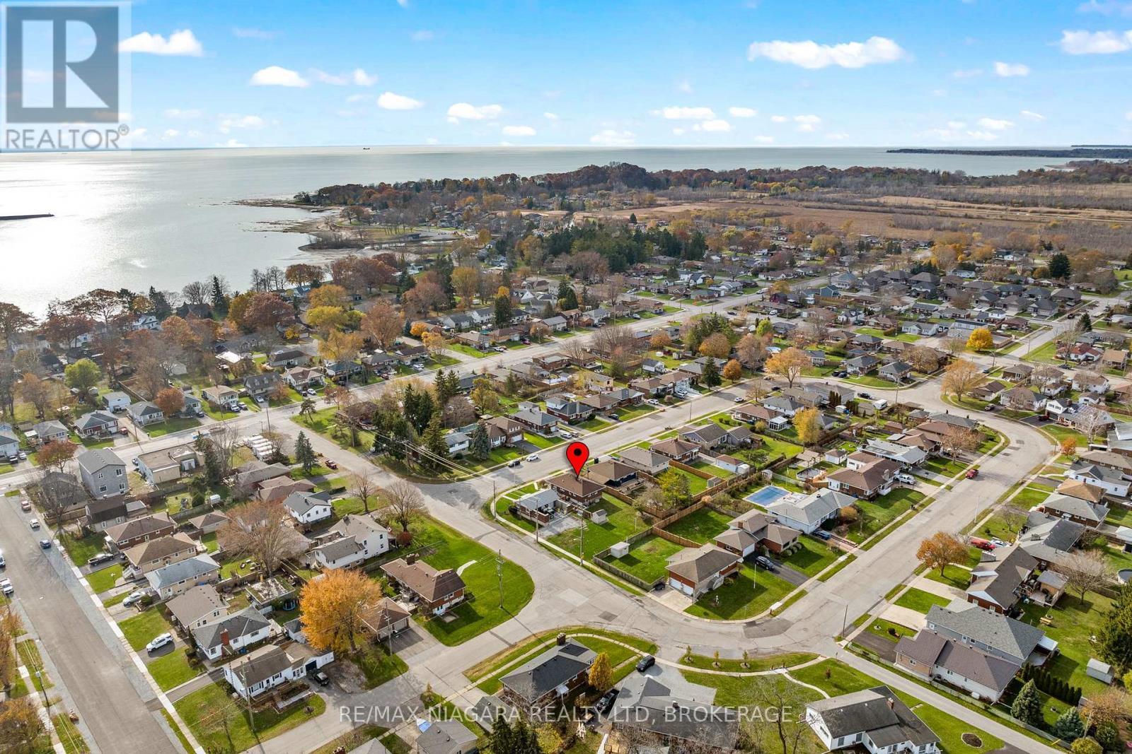 7 South Crescent, Port Colborne (Sugarloaf), ON - Outdoor With View