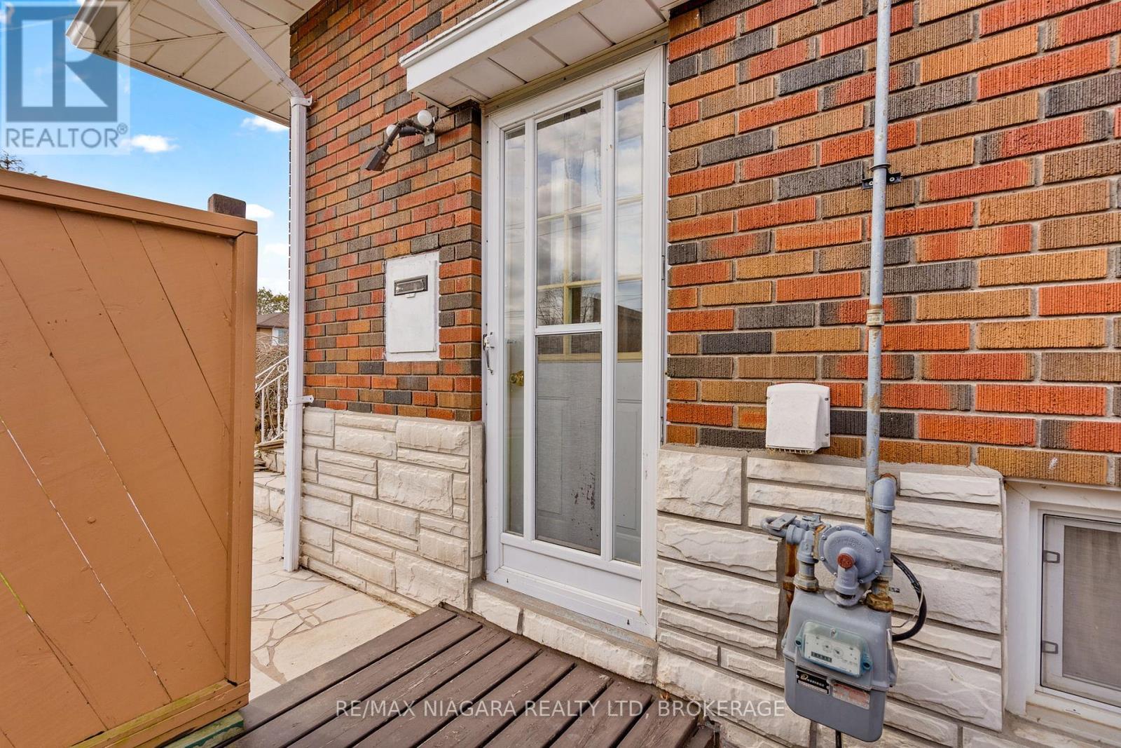 7 South Crescent, Port Colborne (Sugarloaf), ON - Outdoor With Deck Patio Veranda With Exterior