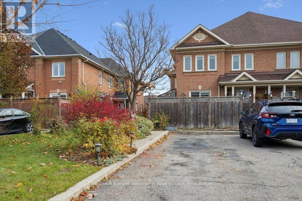 13 Pressed Brick Drive, Brampton (Brampton North), ON - Outdoor