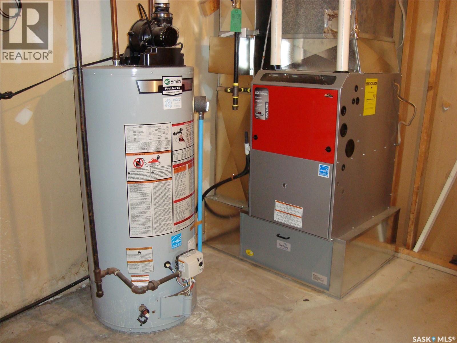 105 4Th Avenue W, Kyle, SK - Indoor Photo Showing Basement