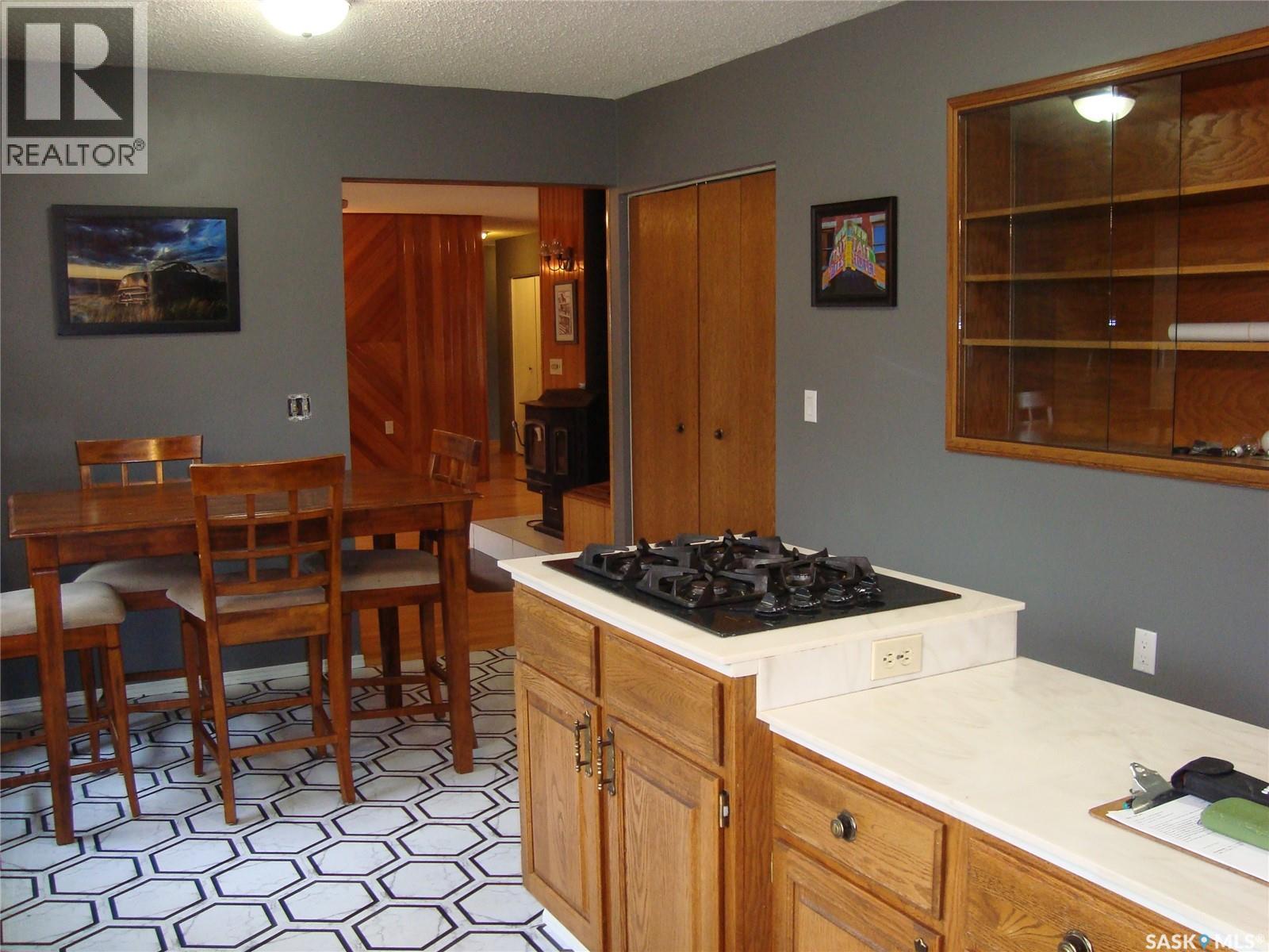 105 4Th Avenue W, Kyle, SK - Indoor Photo Showing Dining Room