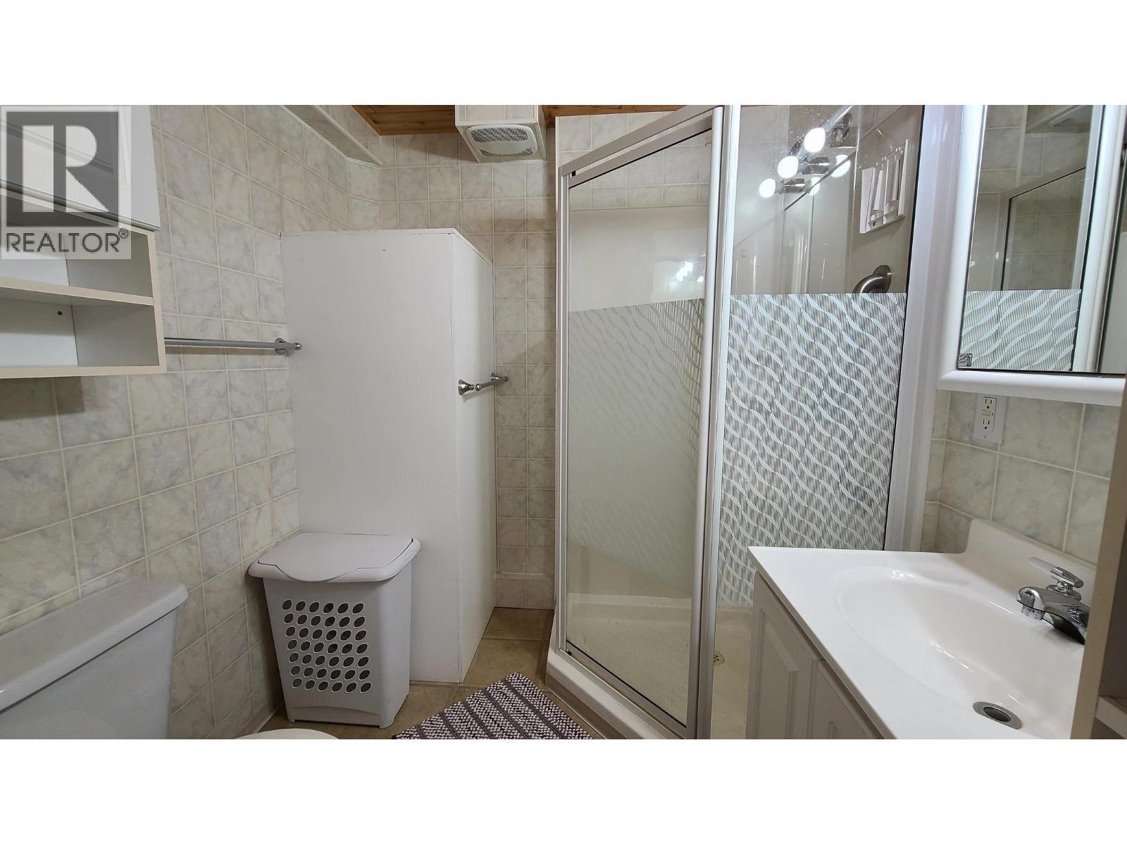 9802-9814 Freddette Avenue, Hudsons Hope, BC