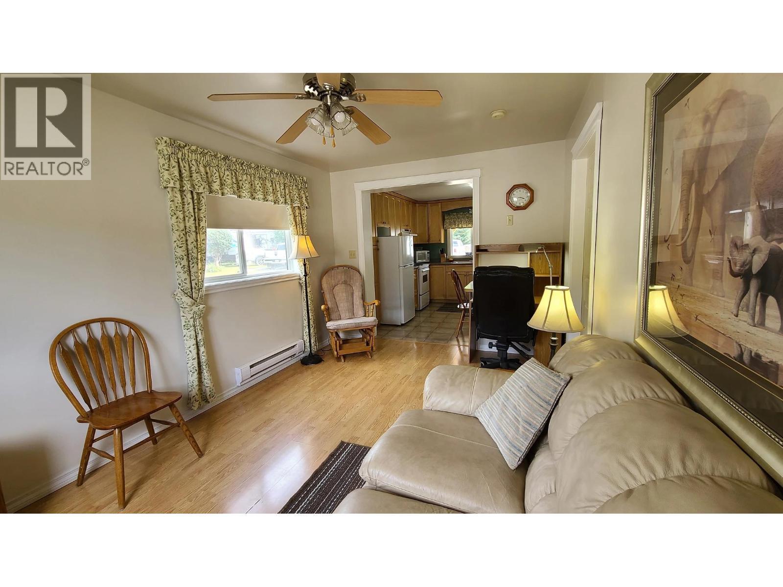 9802-9814 Freddette Avenue, Hudsons Hope, BC