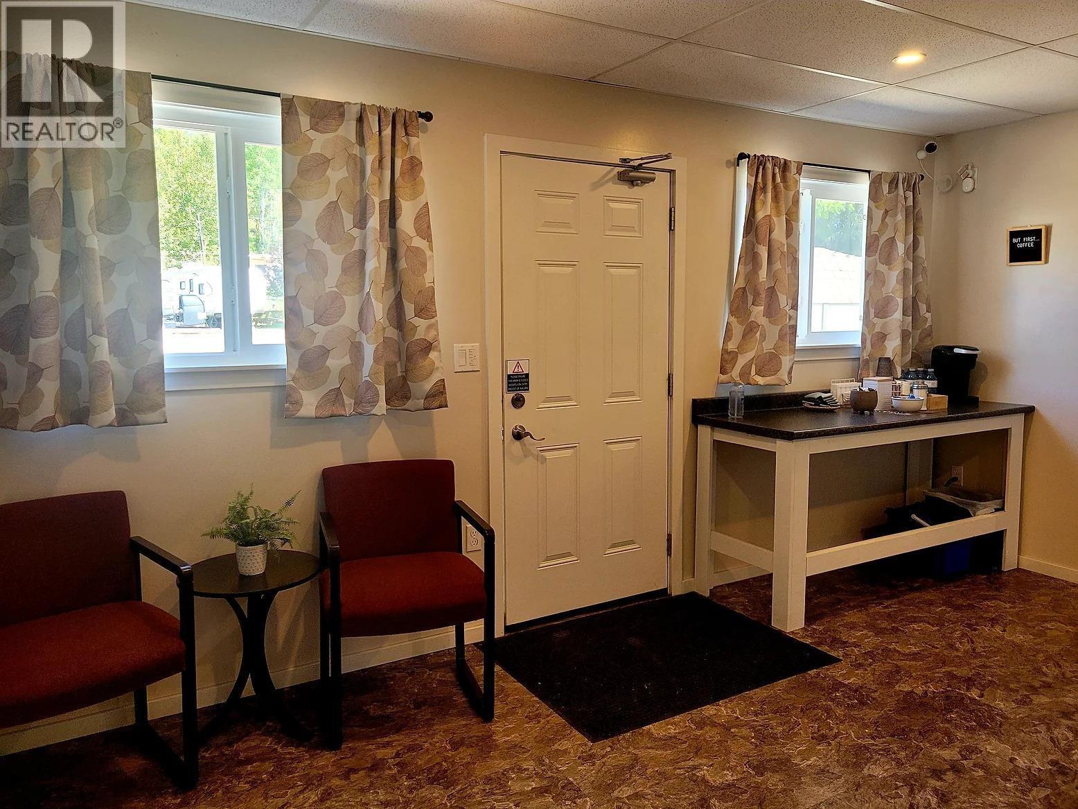 9802-9814 Freddette Avenue, Hudsons Hope, BC