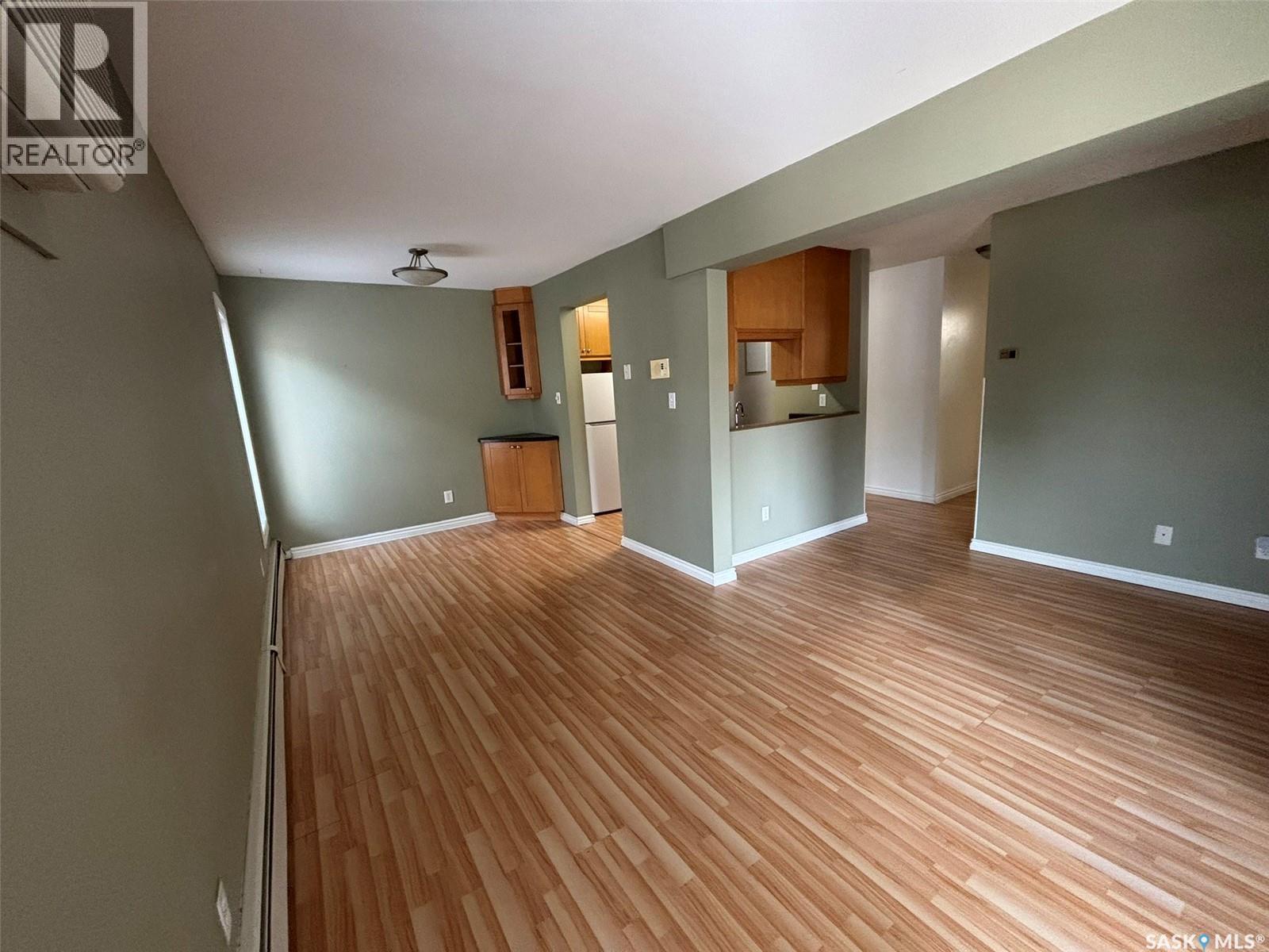 304 431 4Th Avenue N, Saskatoon, SK - Indoor