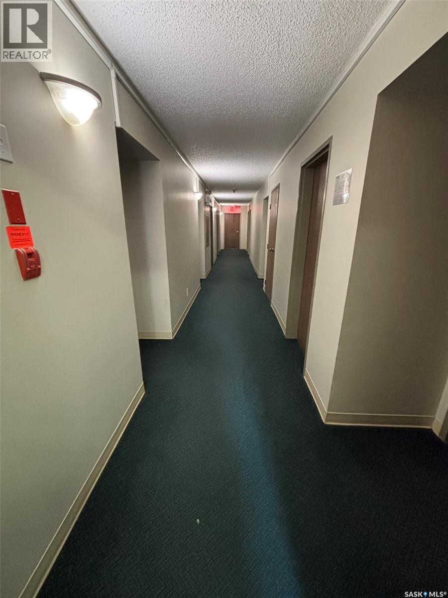 304 431 4Th Avenue N, Saskatoon, SK - Indoor Photo Showing Other Room