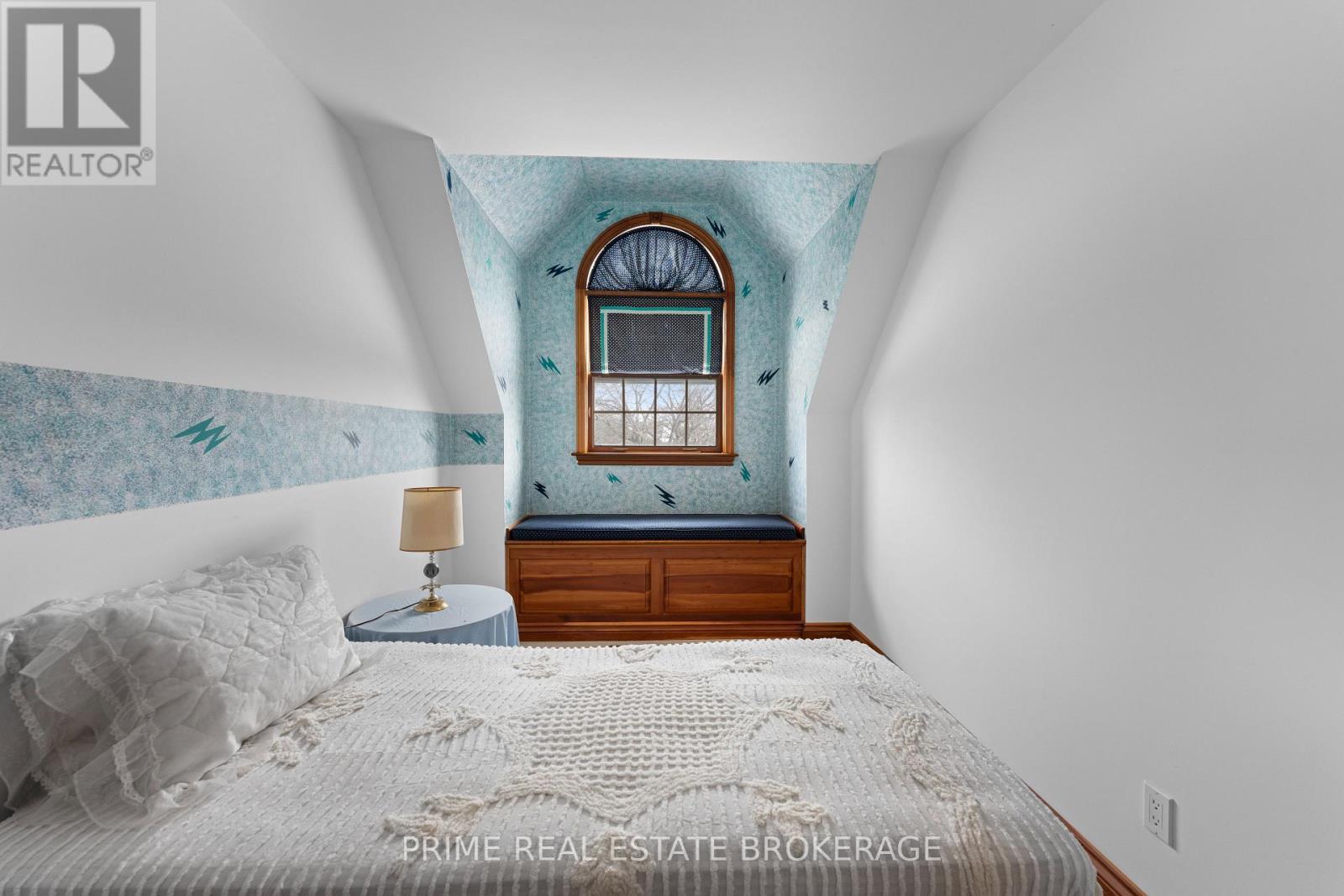 72797 Ravine Drive, Bluewater (Zurich), ON - Indoor Photo Showing Bedroom