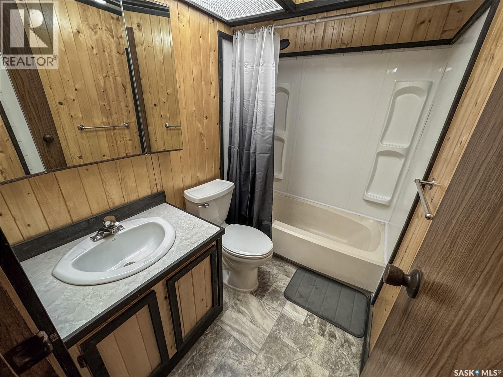 26 Empress Avenue E, Qu'Appelle, SK