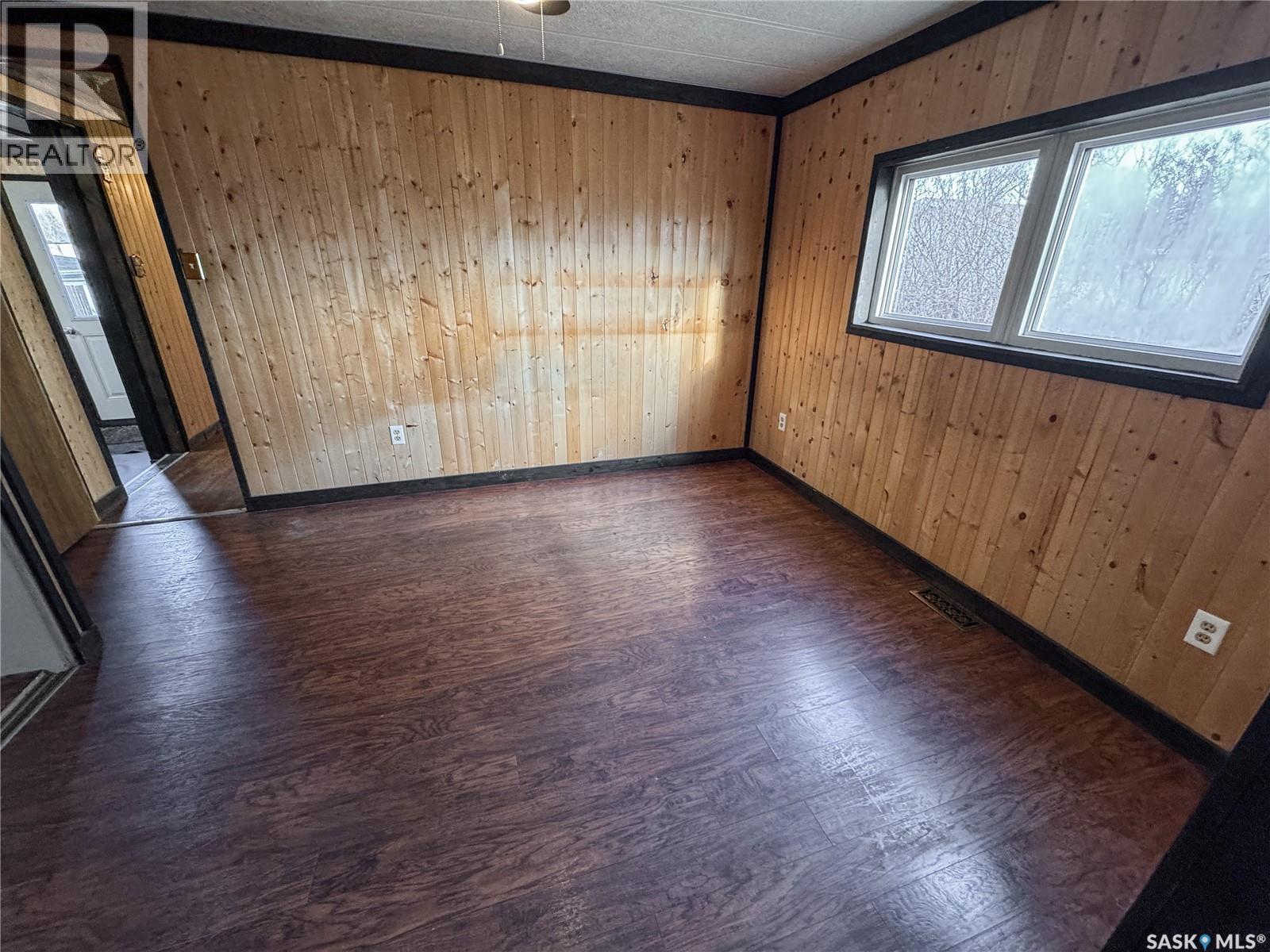 26 Empress Avenue E, Qu'Appelle, SK