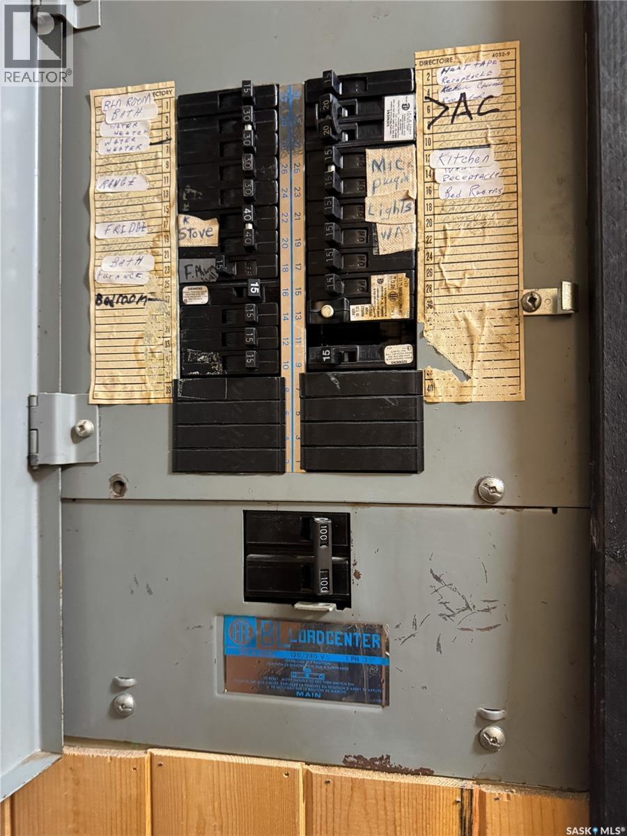 26 Empress Avenue E, Qu'Appelle, SK