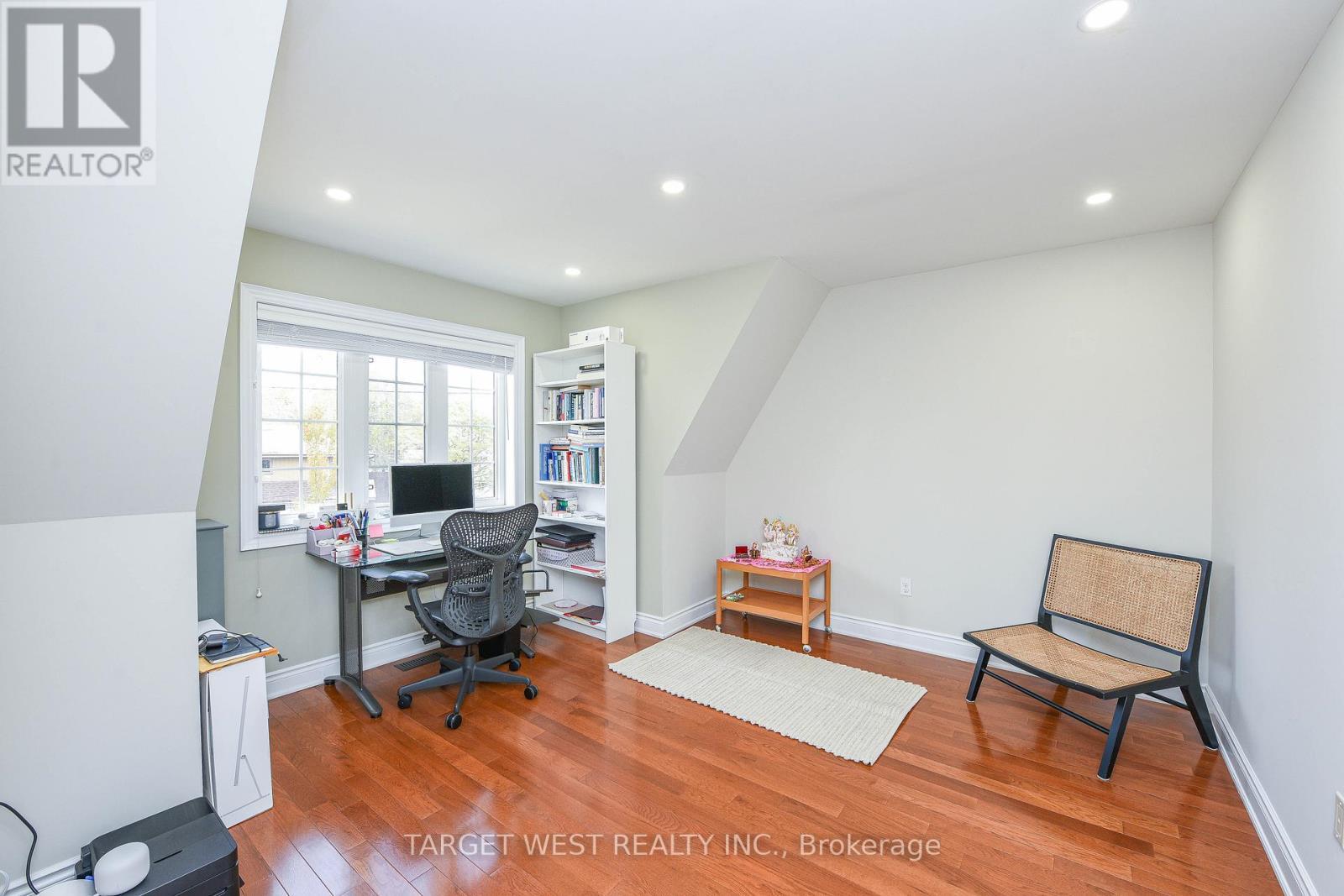 87 Park Street W, Mississauga, ON - Indoor