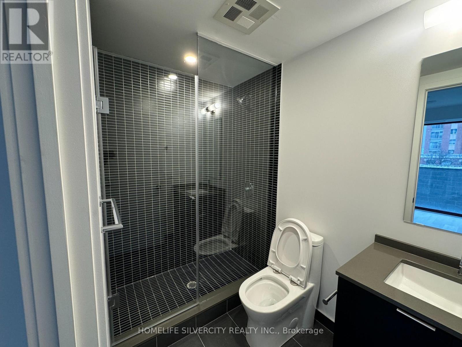 406 - 1 Jarvis Street, Hamilton, ON - Indoor Photo Showing Bathroom