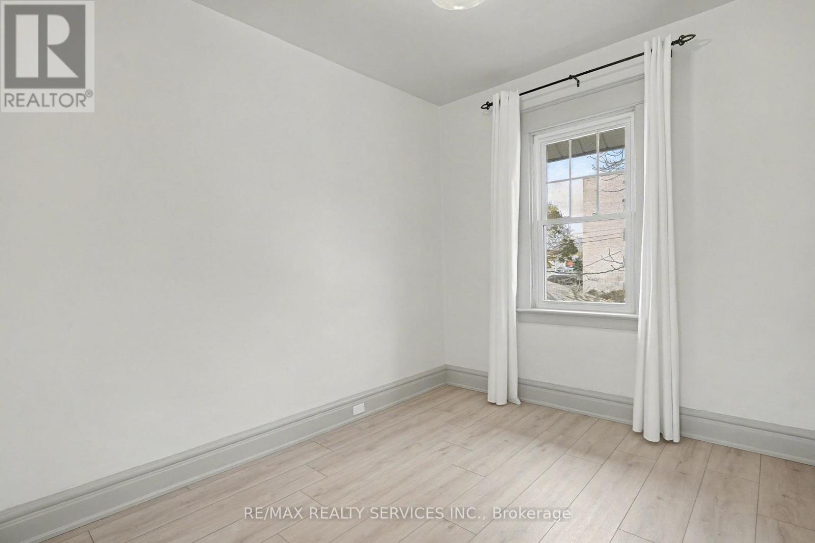 39 Fielden Avenue, Port Colborne, ON - Indoor Photo Showing Other Room