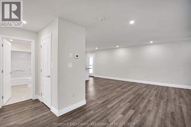 651-655 Stanley Unit# 1-4, Windsor, ON - Indoor Photo Showing Other Room