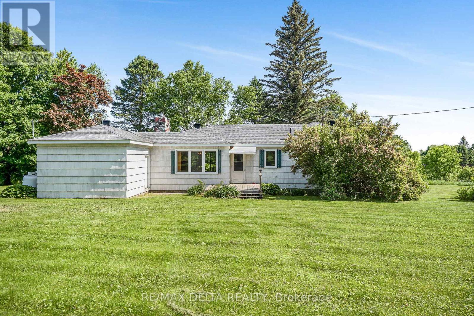 3730 County Rd 10 Road, Champlain, ON
