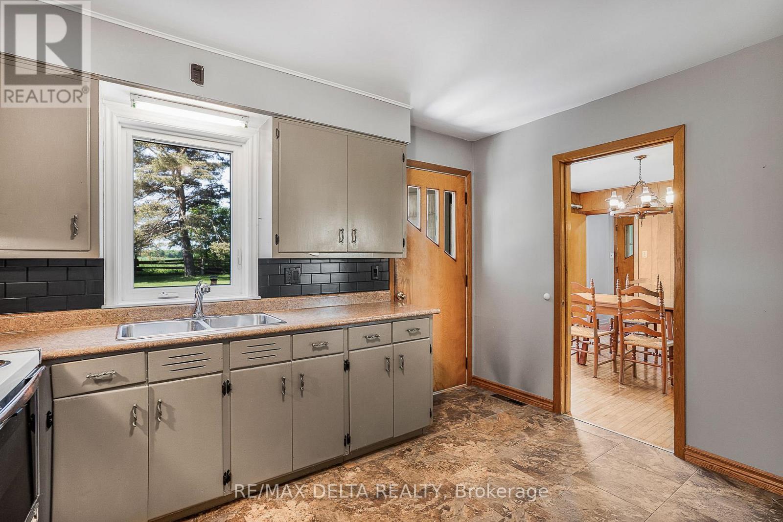 3730 County Rd 10 Road, Champlain, ON