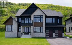 132 DOROTHY DRIVE Blue Mountains, ON N0H 2P0