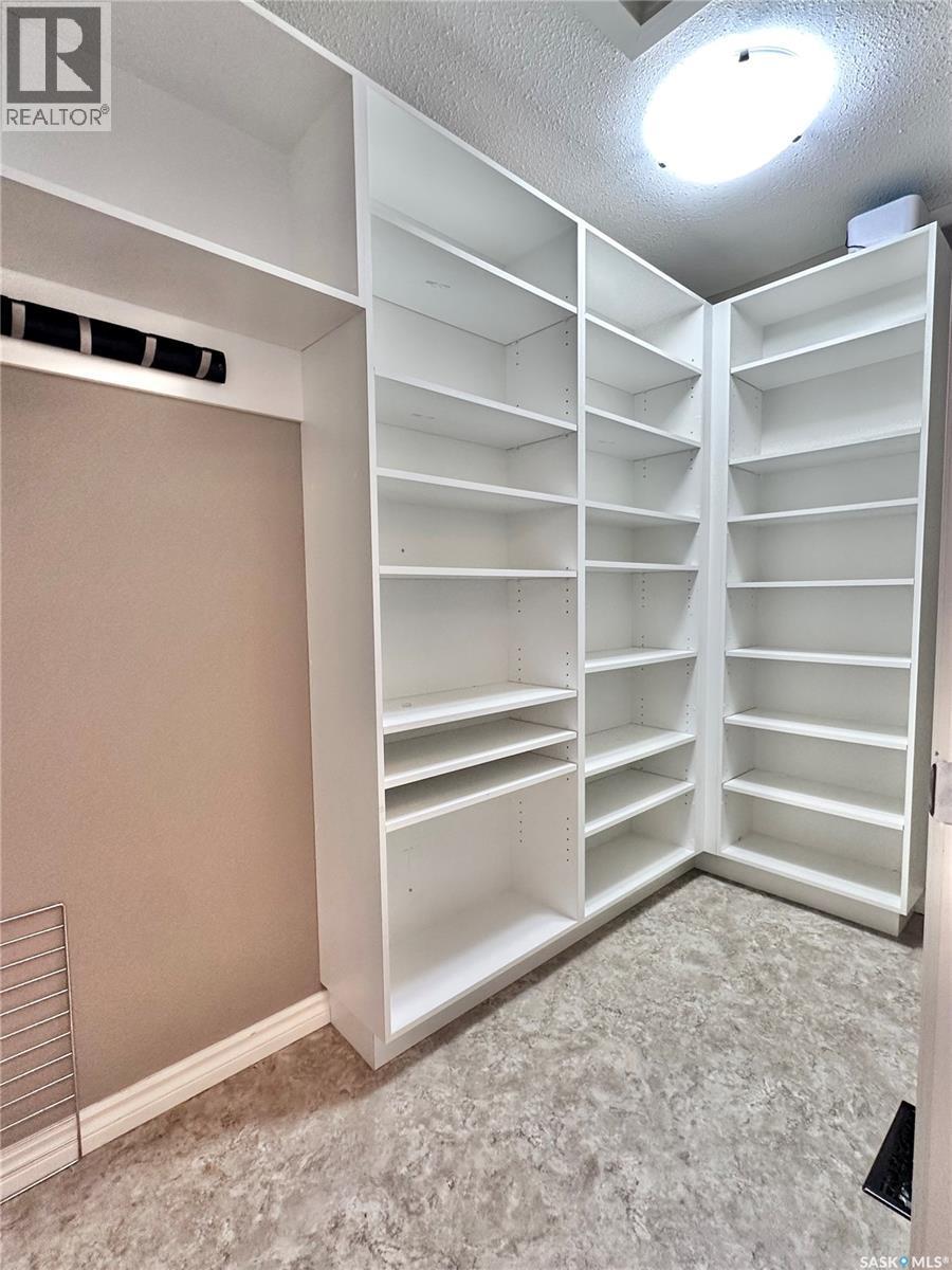1026 Willowgrove Crescent, Saskatoon, SK - Indoor With Storage