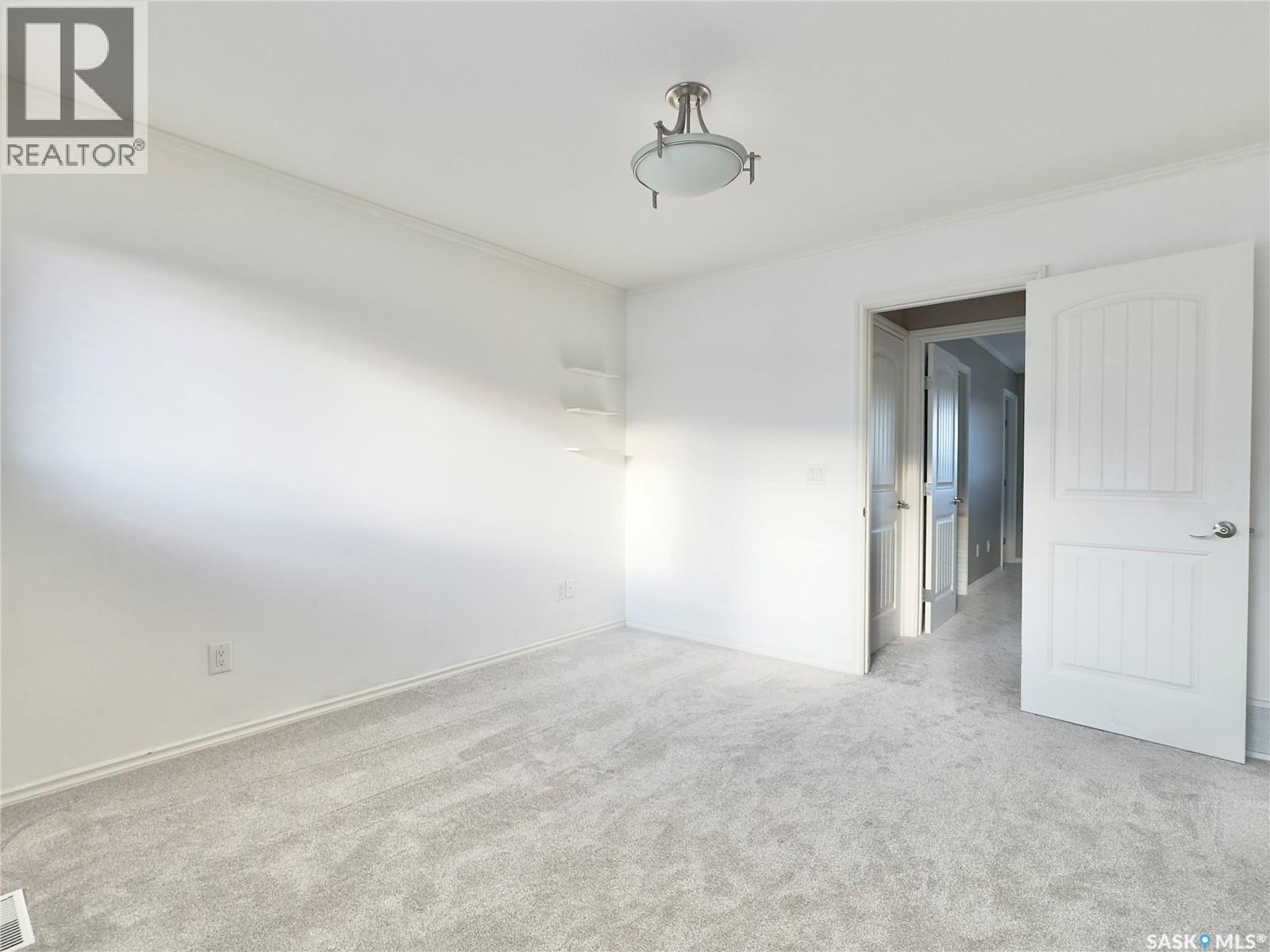 1026 Willowgrove Crescent, Saskatoon, SK - Indoor Photo Showing Other Room