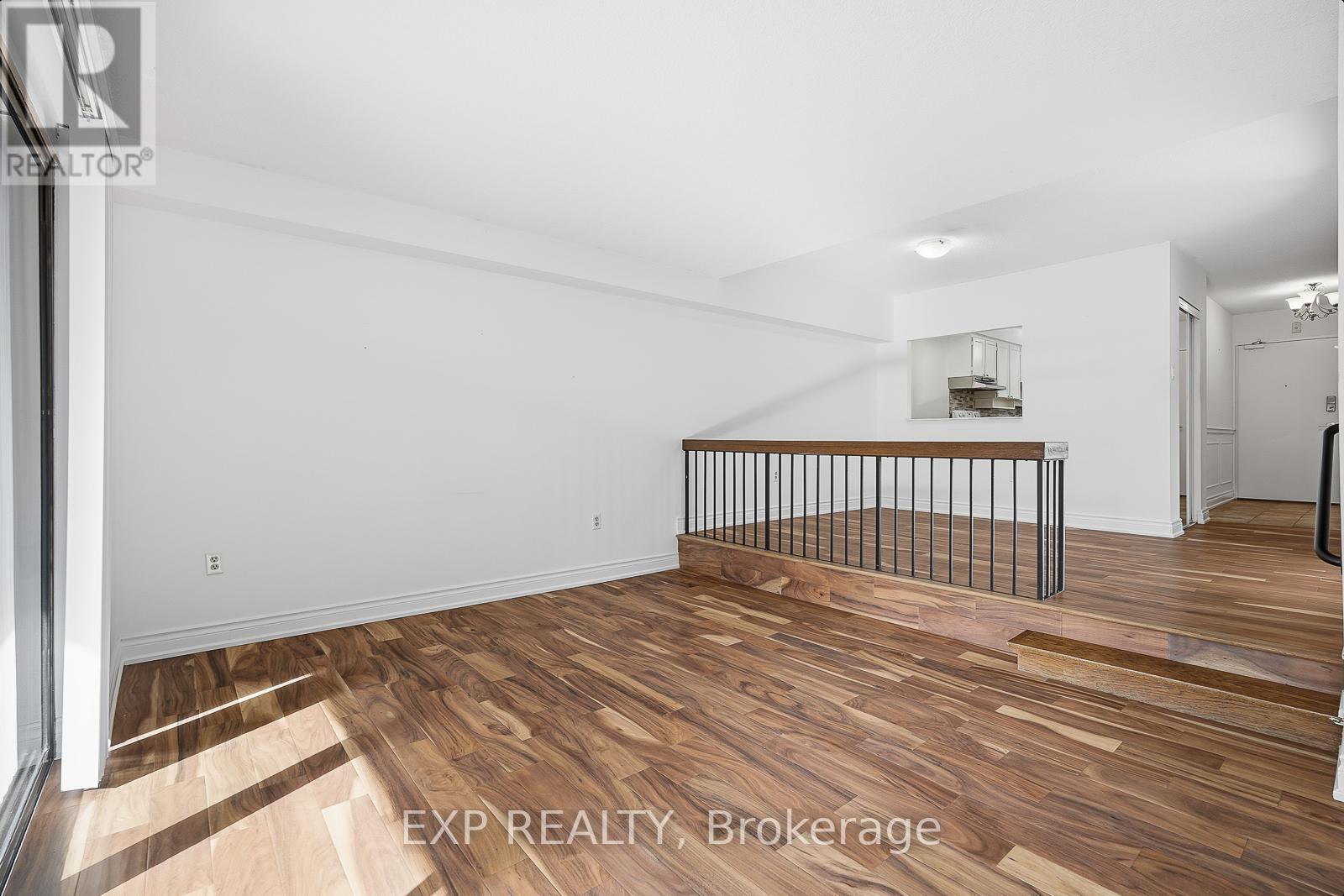 304 - 965 Inverhouse Drive, Mississauga, ON - Indoor Photo Showing Other Room