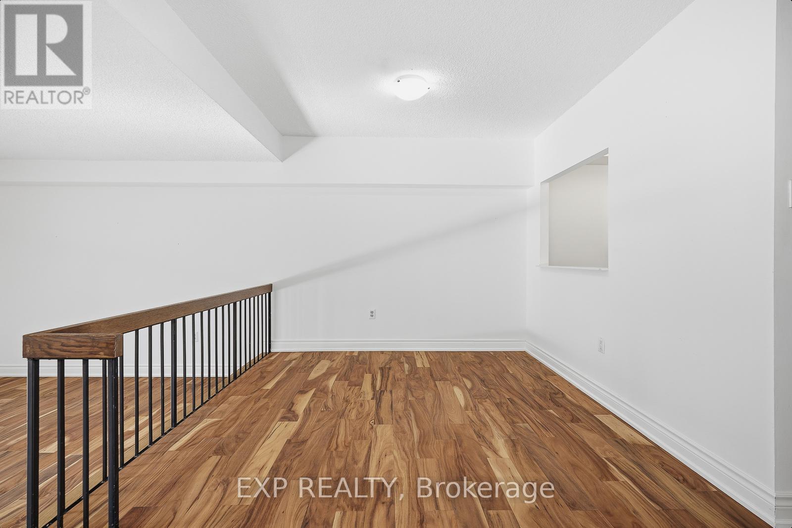 304 - 965 Inverhouse Drive, Mississauga, ON - Indoor Photo Showing Other Room