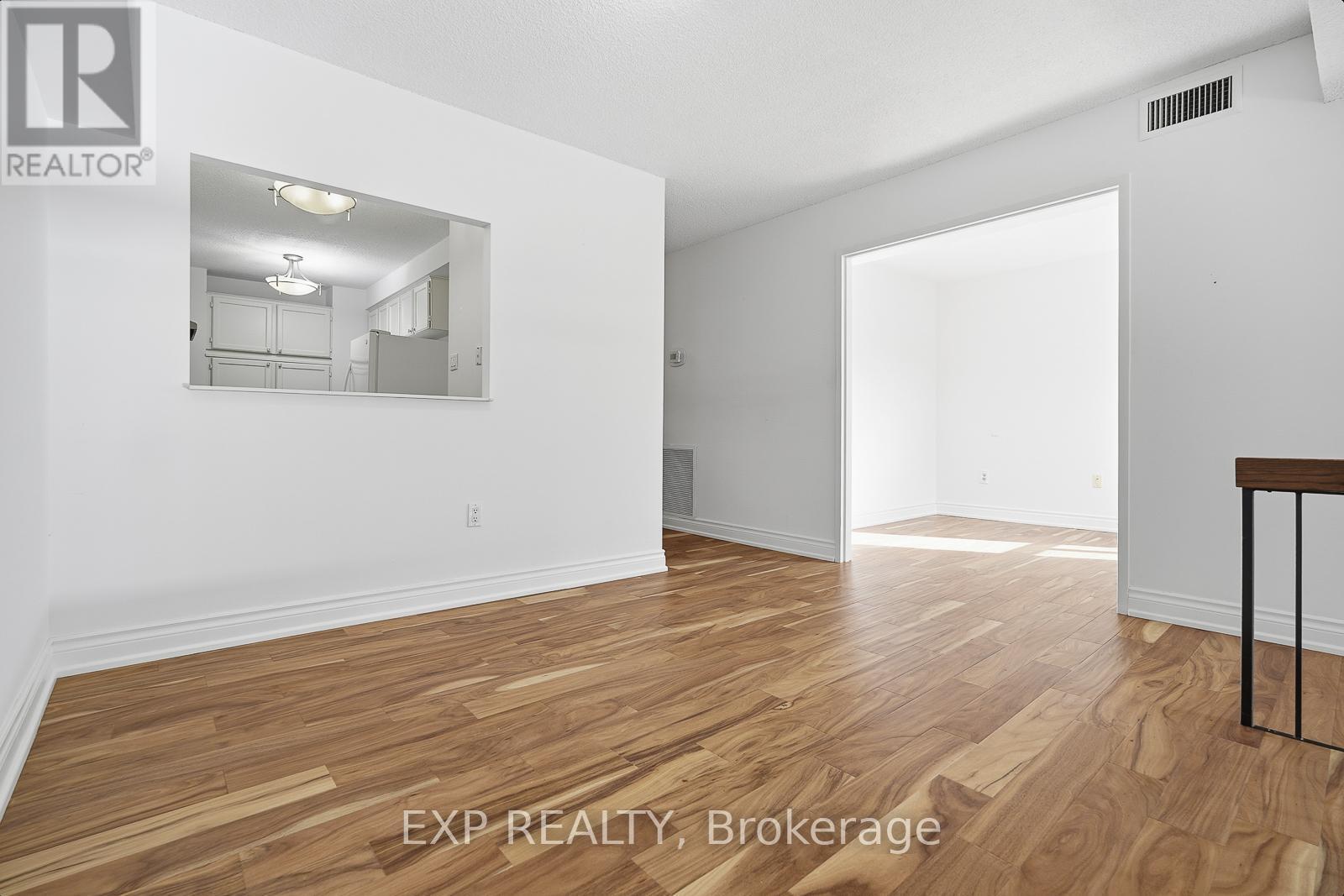 304 - 965 Inverhouse Drive, Mississauga, ON - Indoor Photo Showing Other Room