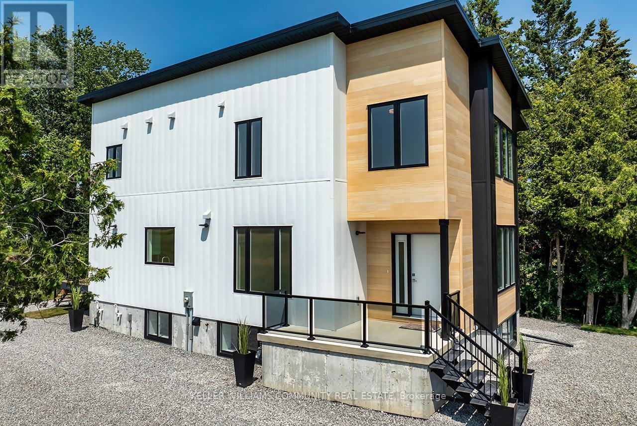 2246 Highway 2, Clarington, ON - Outdoor With Exterior