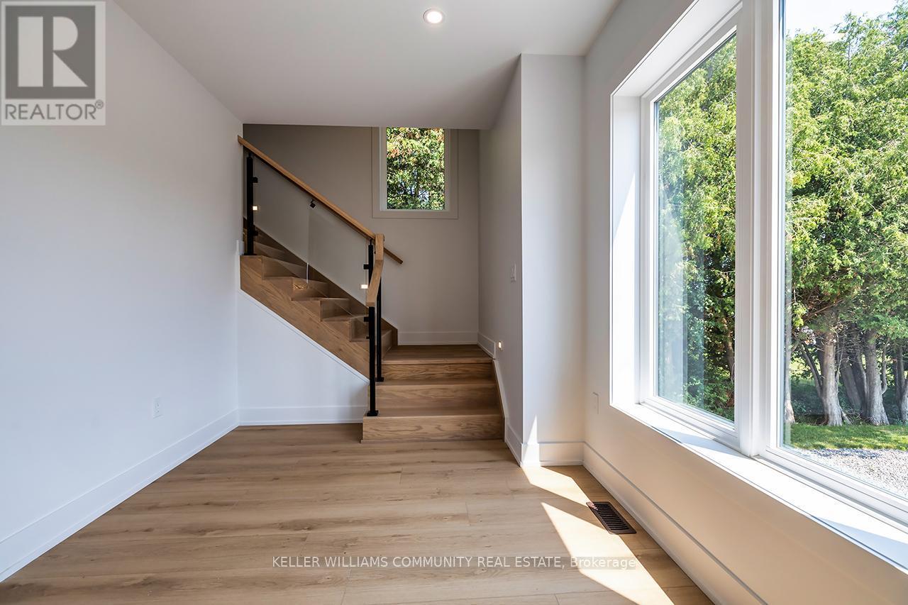 2246 Highway 2, Clarington, ON - Indoor Photo Showing Other Room