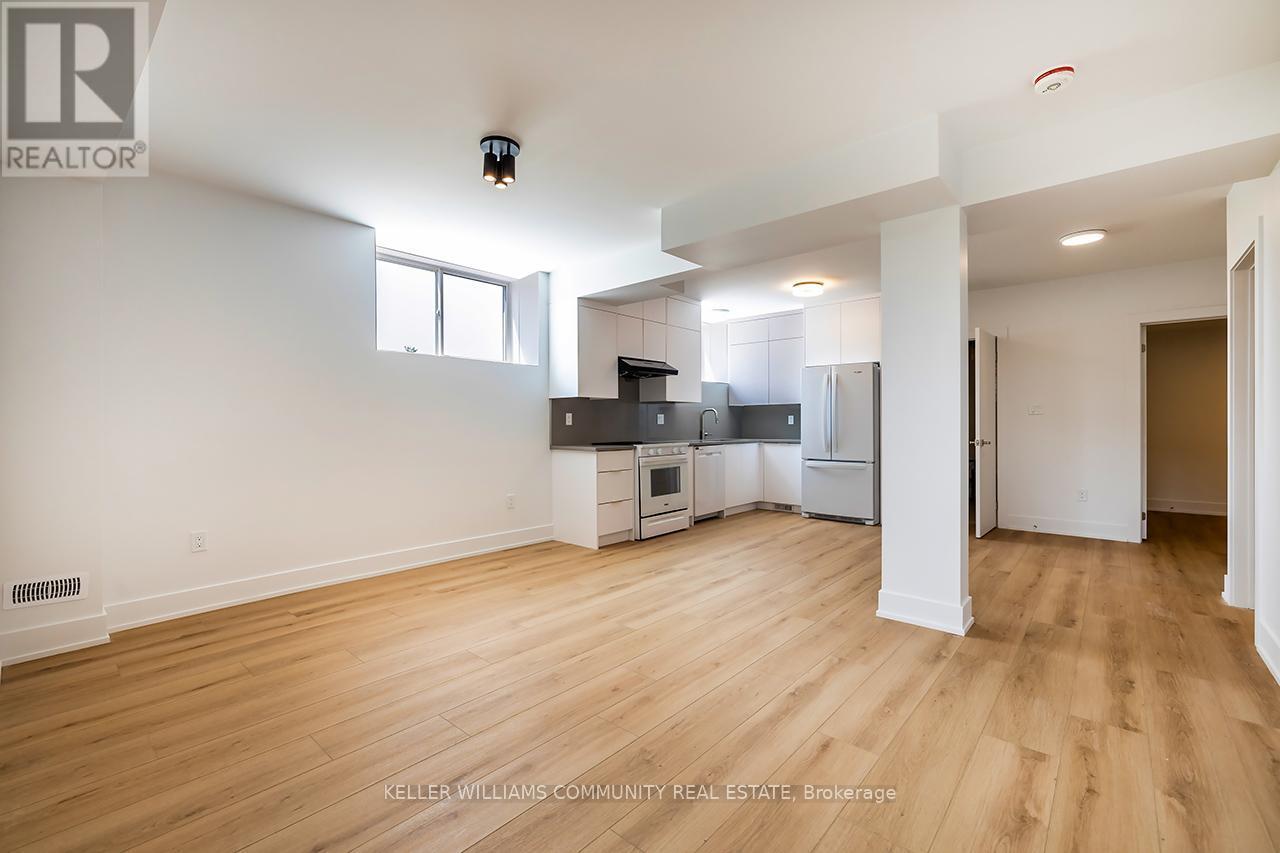 2246 Highway 2, Clarington, ON - Indoor Photo Showing Kitchen