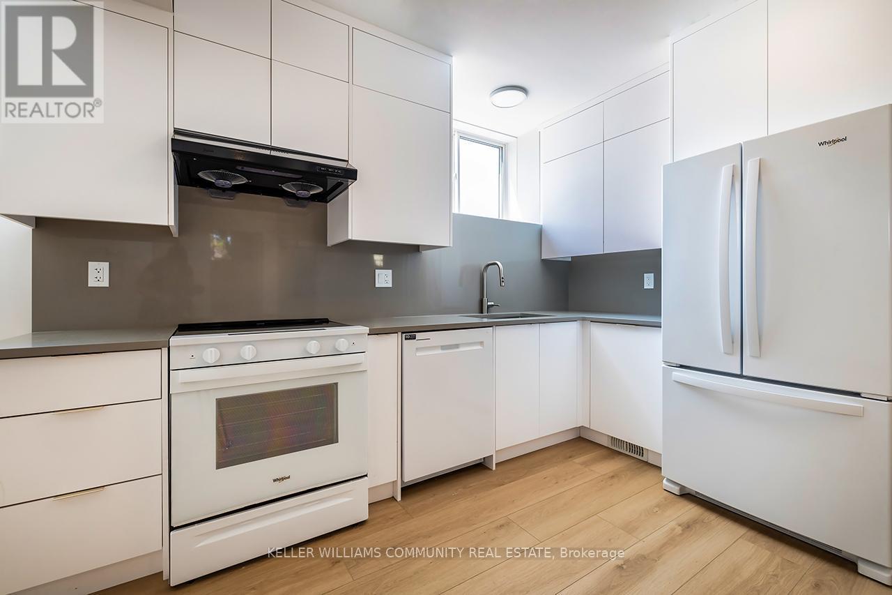 2246 Highway 2, Clarington, ON - Indoor Photo Showing Kitchen