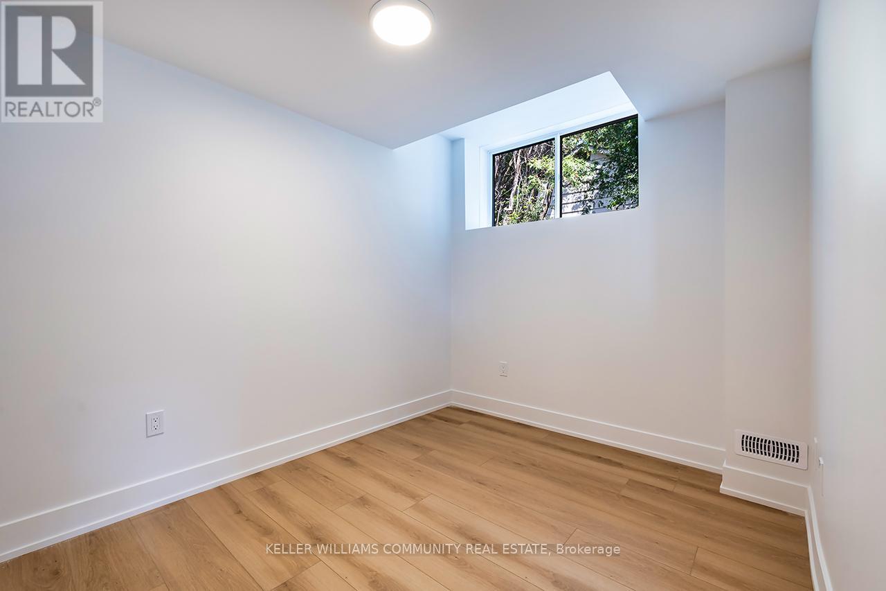 2246 Highway 2, Clarington, ON - Indoor Photo Showing Other Room