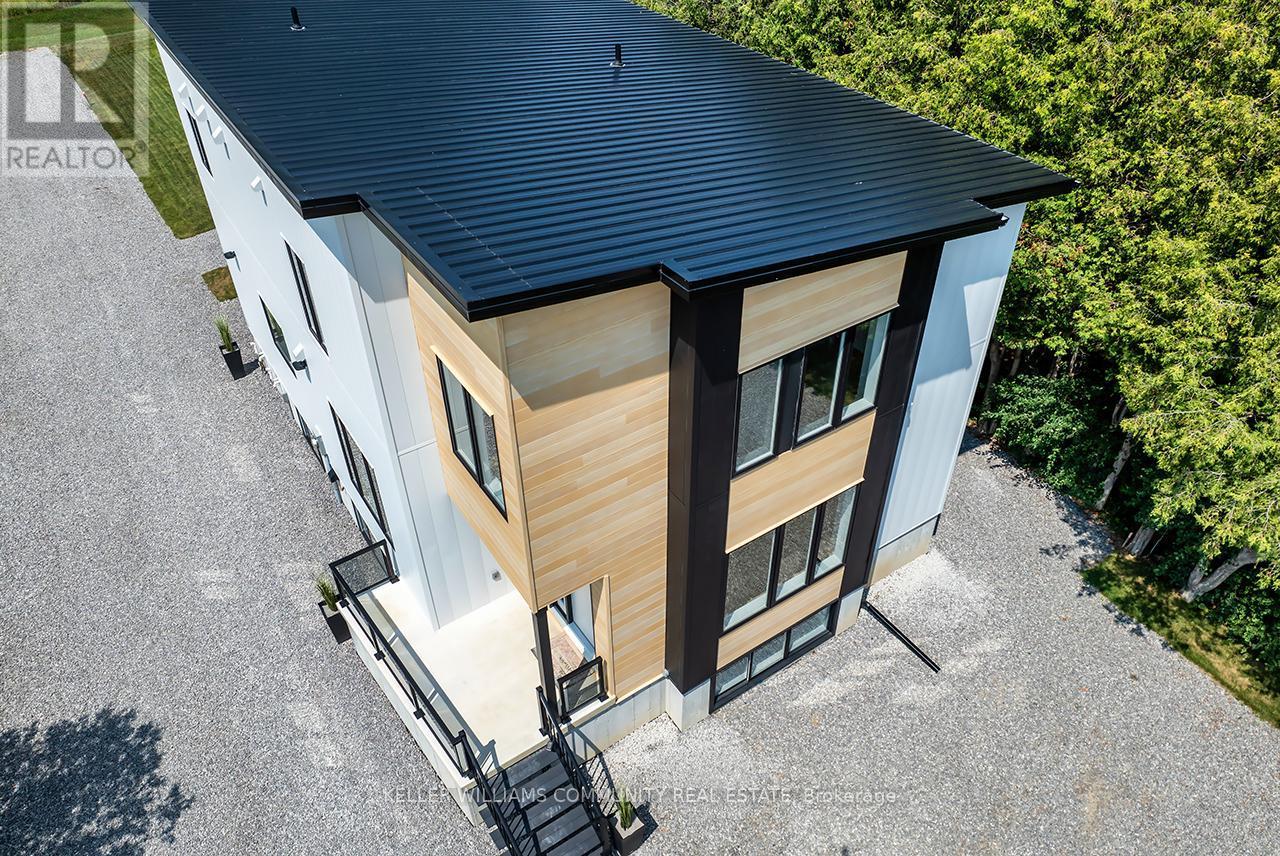 2246 Highway 2, Clarington, ON - Outdoor With Exterior