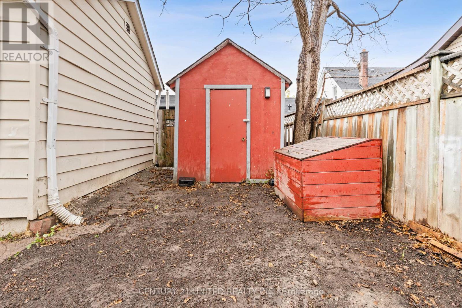 26 Park Street, Peterborough (Town Ward 3), ON - Outdoor With Exterior