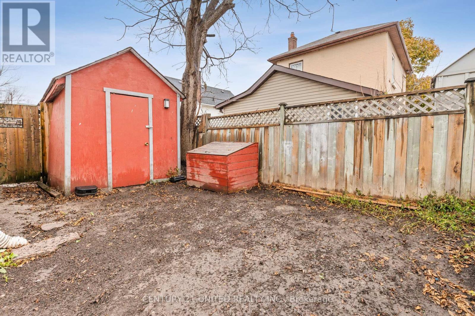 26 Park Street, Peterborough (Town Ward 3), ON - Outdoor