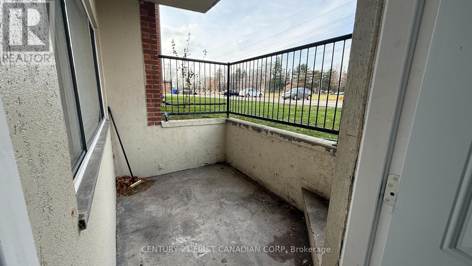 105 - 1170 Hamilton Road, London East (East O), ON - Outdoor With Exterior