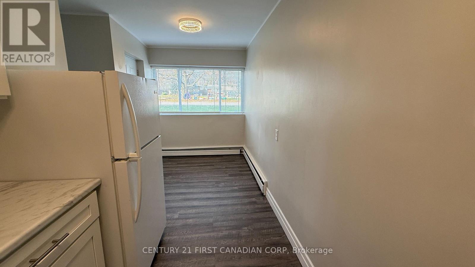 105 - 1170 Hamilton Road, London East (East O), ON - Indoor Photo Showing Other Room