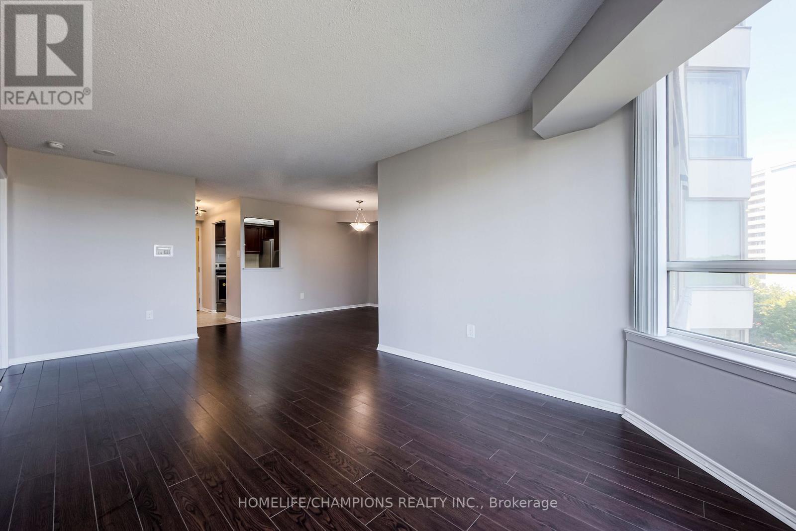 610 - 5 Greystone Walk Drive, Toronto, ON - Indoor