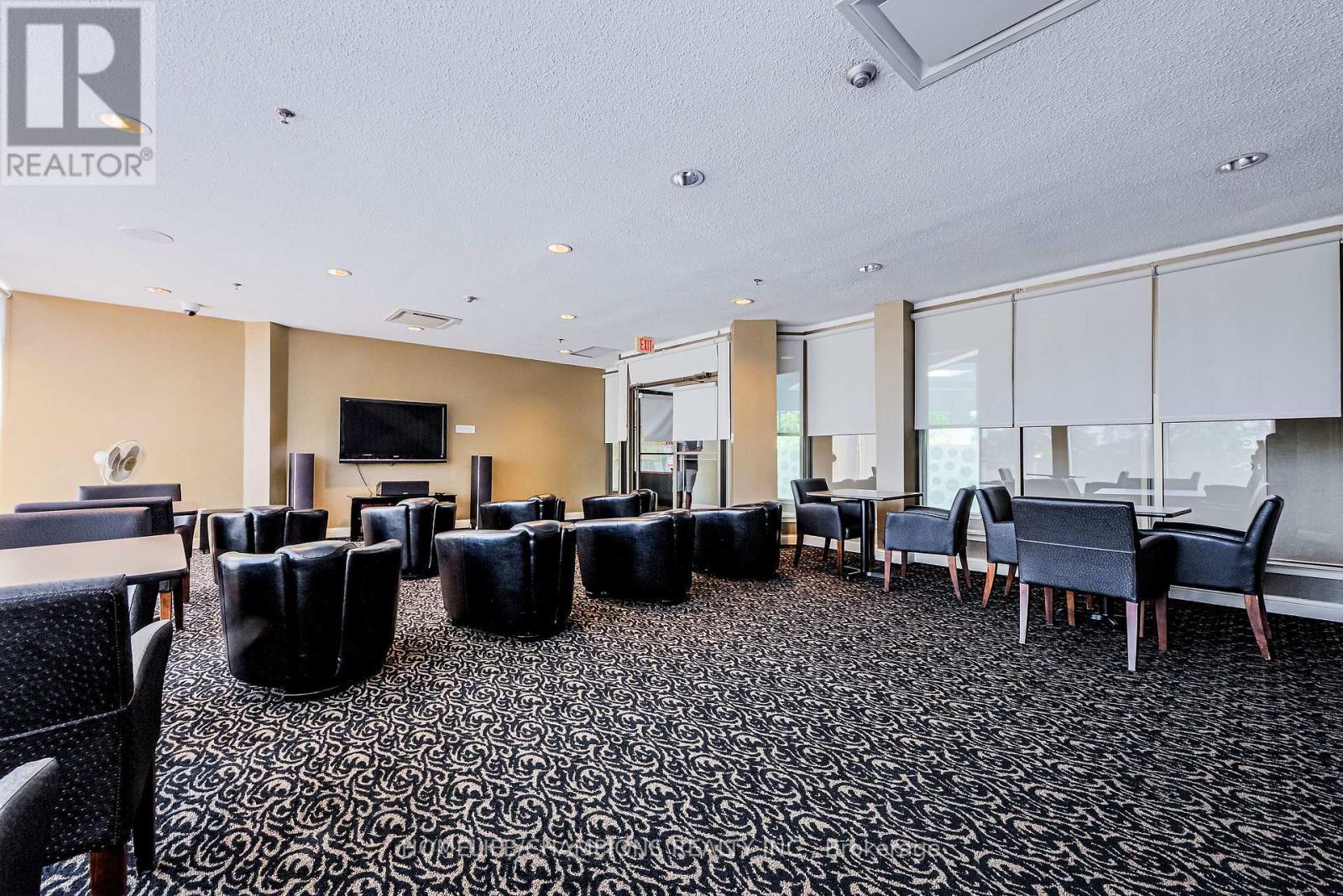 610 - 5 Greystone Walk Drive, Toronto, ON - Indoor