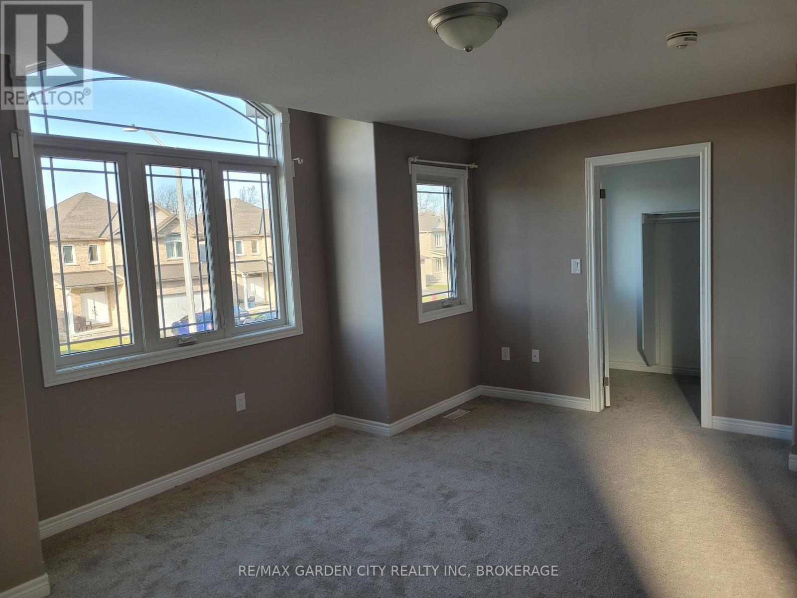 7770 Hanniwell Street, Niagara Falls (Oldfield), ON - Indoor Photo Showing Other Room