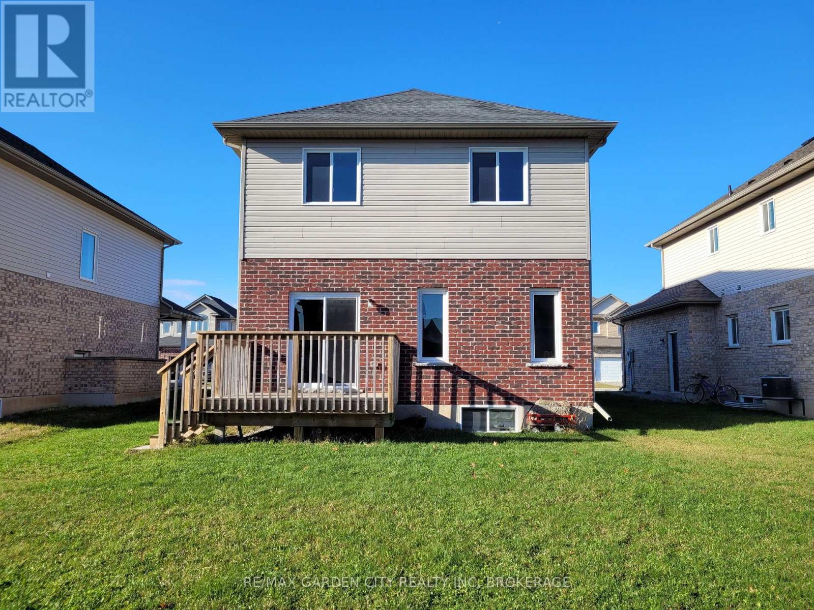 7770 Hanniwell Street, Niagara Falls (Oldfield), ON - Outdoor With Deck Patio Veranda With Exterior