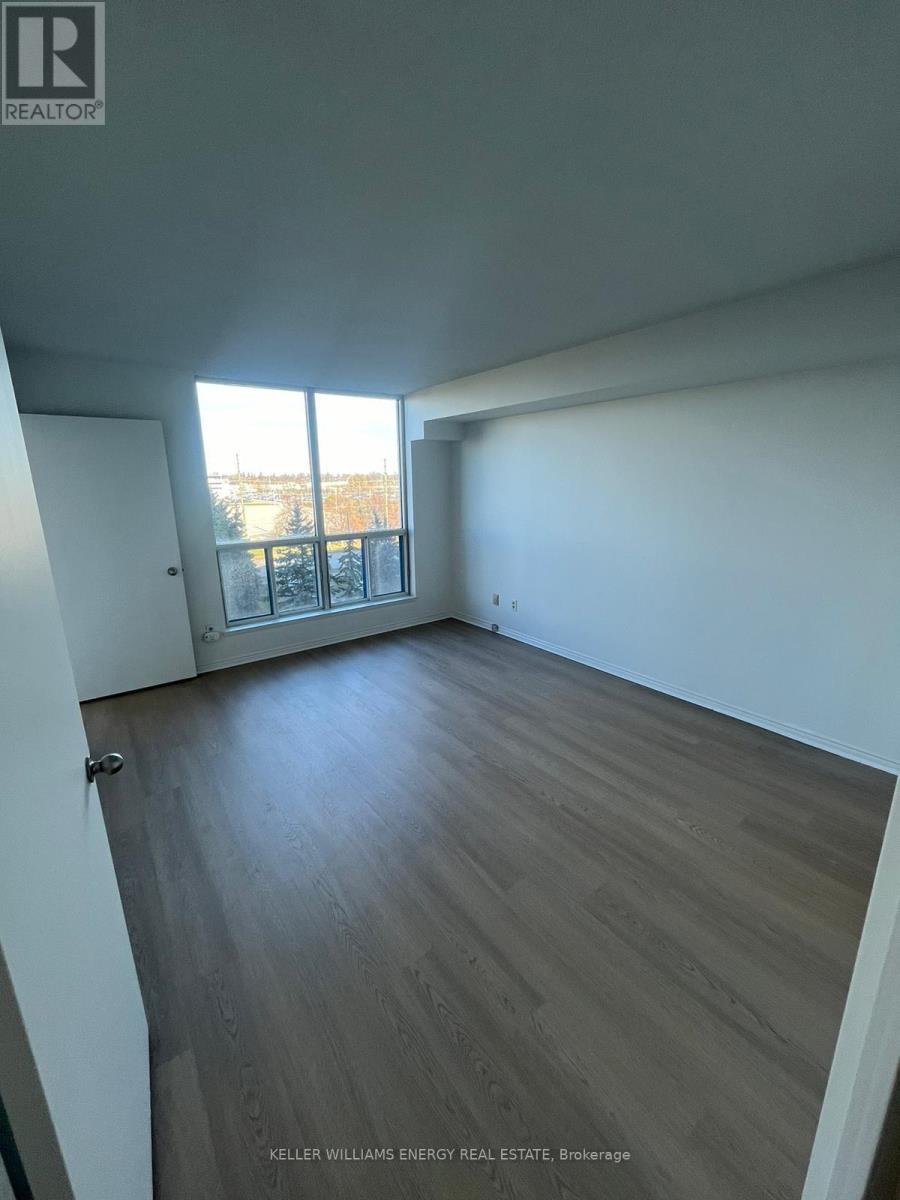 508 - 360 Watson Street W, Whitby (Port Whitby), ON - Indoor Photo Showing Other Room