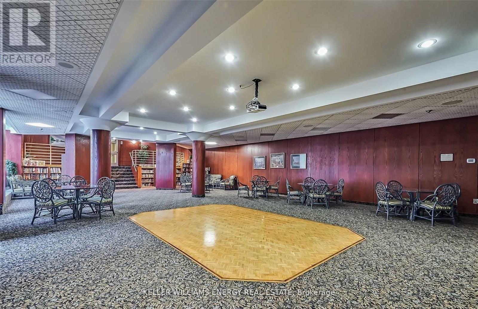 508 - 360 Watson Street W, Whitby (Port Whitby), ON - Indoor Photo Showing Other Room