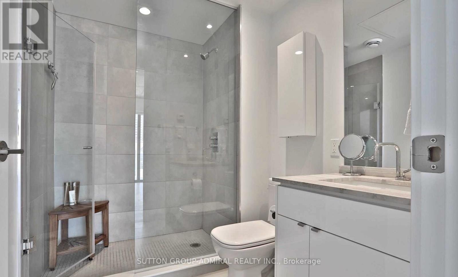 2106 - 60 Colborne Street, Toronto, ON - Indoor Photo Showing Bathroom