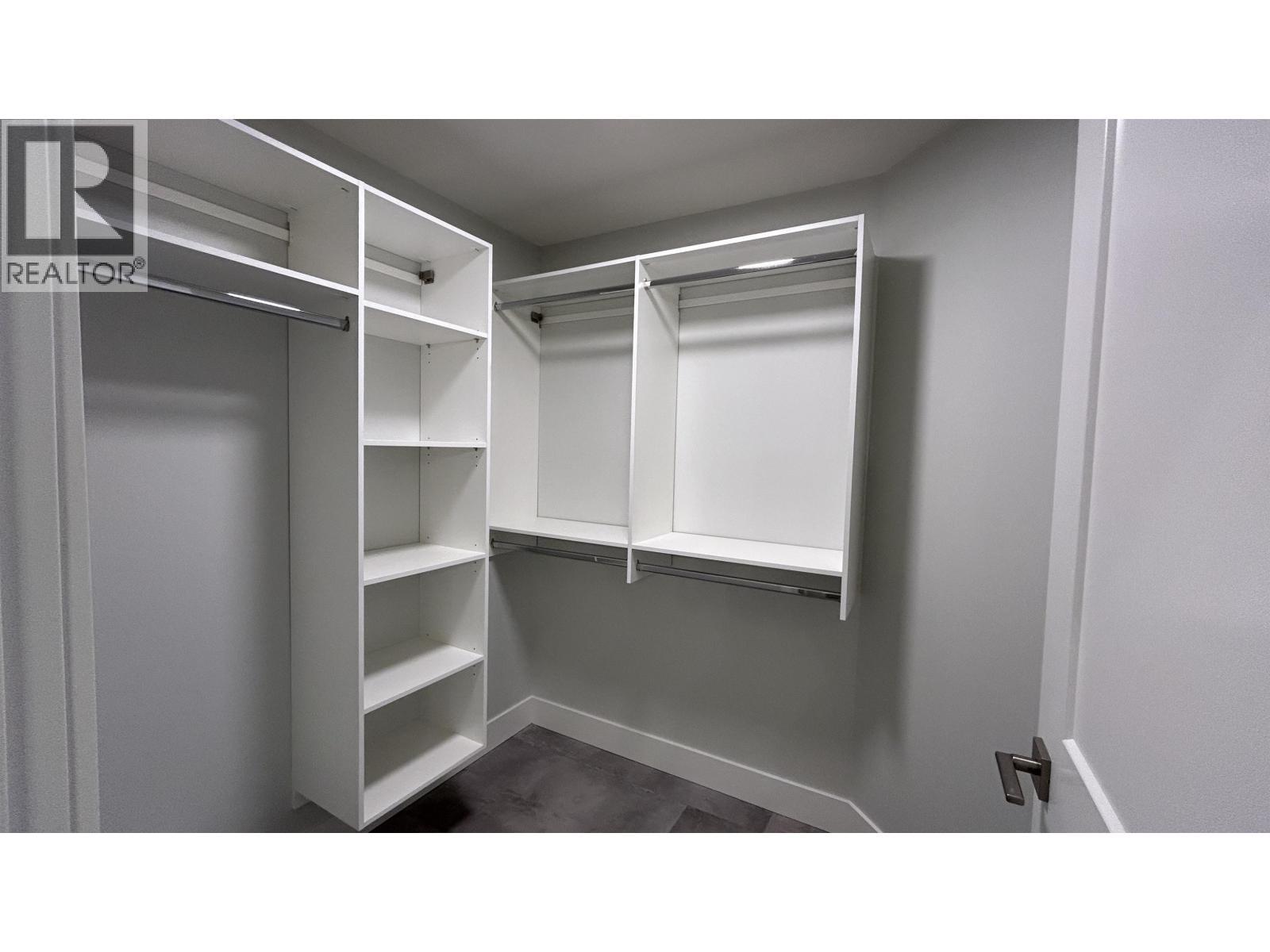 14 105 Forest Ridge Road, 100 Mile House, BC - Indoor With Storage