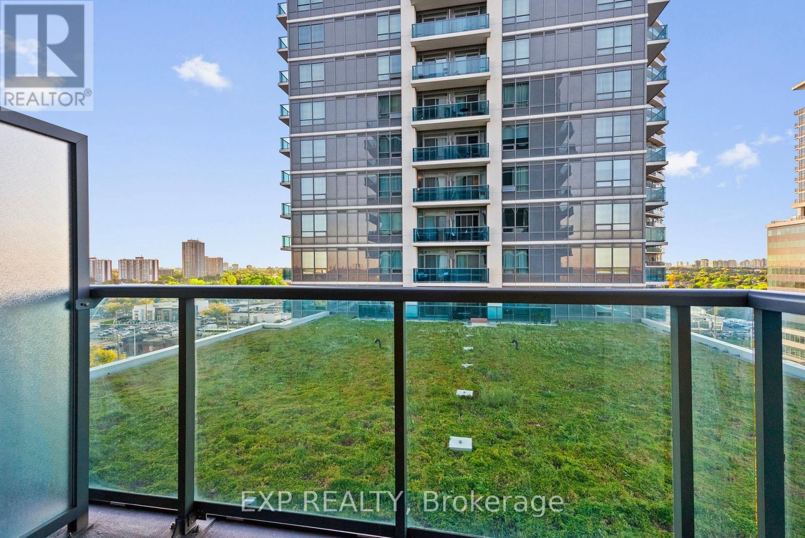1011 - 7167 Yonge Street, Markham, ON - Outdoor With Balcony