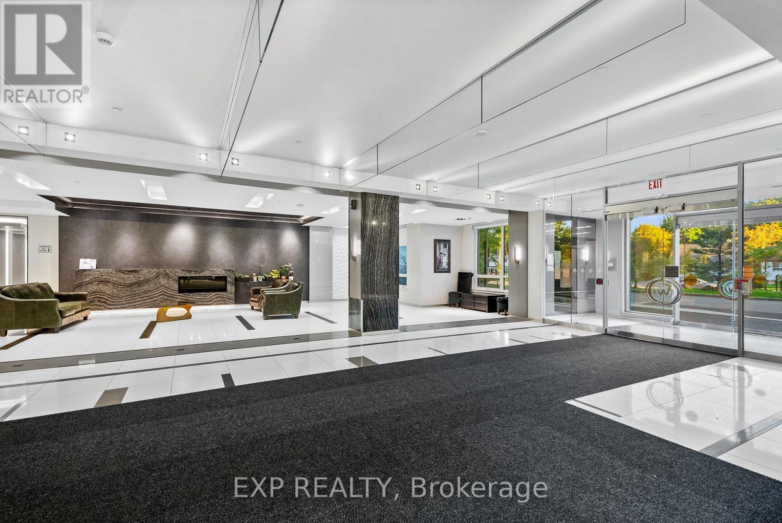 1011 - 7167 Yonge Street, Markham, ON - Indoor Photo Showing Other Room