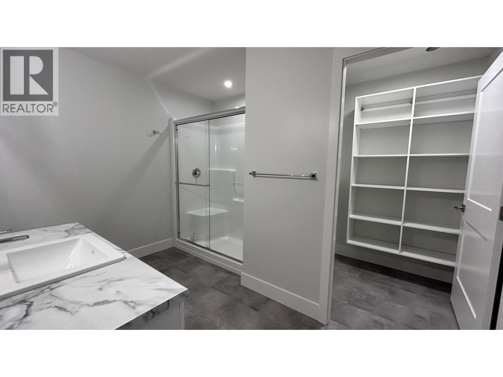 13 105 Forest Ridge Road, 100 Mile House, BC - Indoor