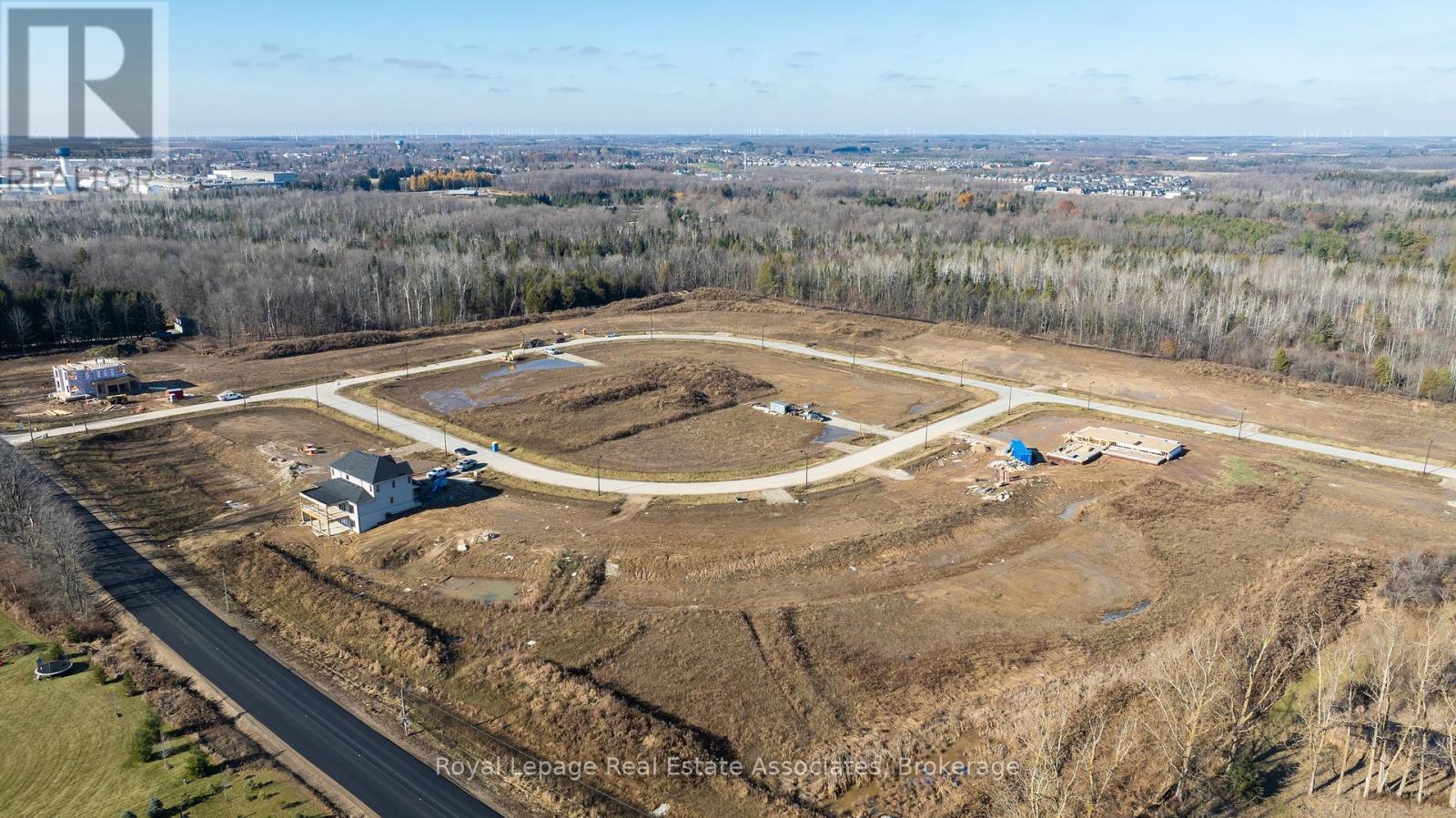 16 Private Berry Drive, Amaranth, ON